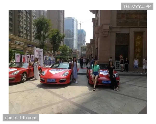 乔恩·琼斯半夜豪车直播，配饰比我家装修还贵，你说这日子咋过的？